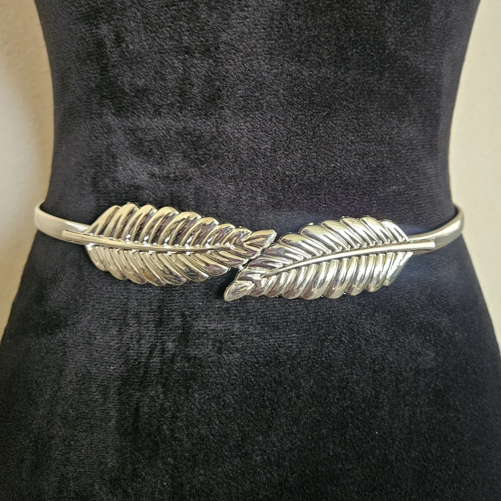 Women's Silvertone Cinch Waist Leaf Belt Size M/L